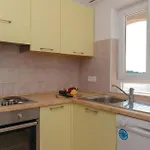 Gorgeous Apartment In Karbuni With Wifi *