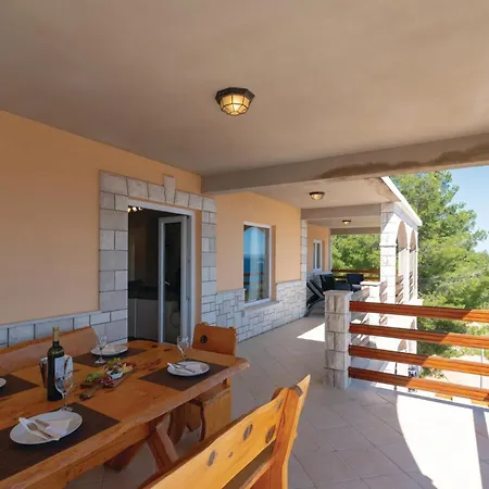 Gorgeous In Karbuni With Wifi * Brnistrova