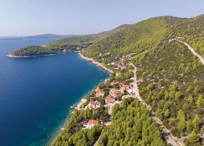 Gorgeous In Karbuni With Wifi