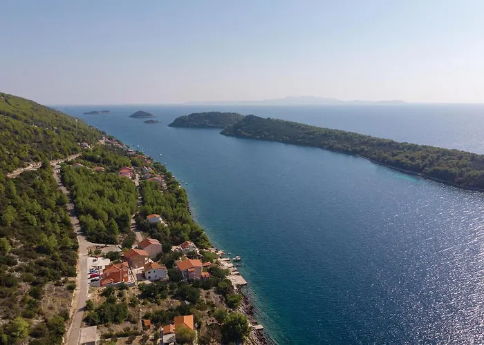 Gorgeous In Karbuni With Wifi Brnistrova