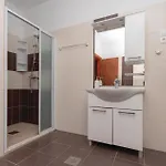Awesome In Karbuni Apartament *