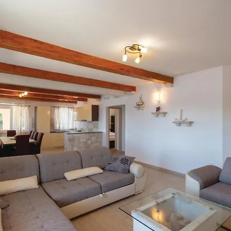 Gorgeous In Karbuni With Wifi Brnistrova