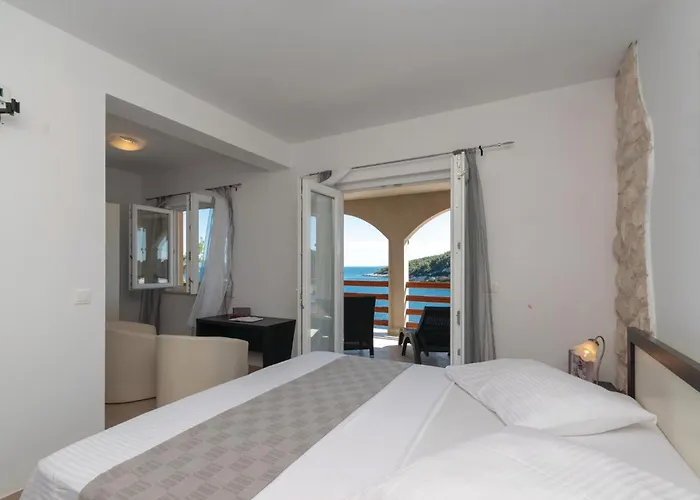 公寓 Gorgeous In Karbuni With Wifi Brnistrova