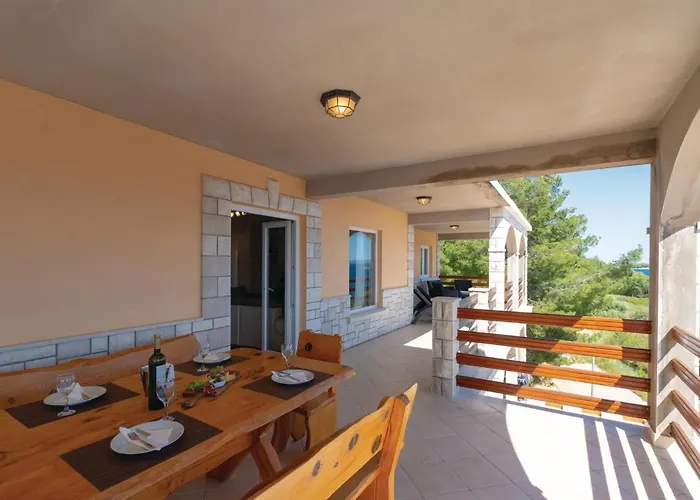 Gorgeous In Karbuni With Wifi * Brnistrova