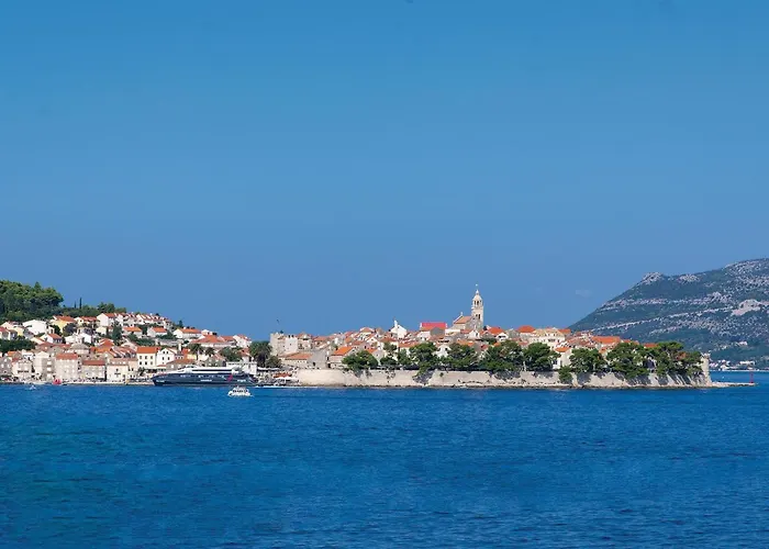 Gorgeous In Karbuni With Wifi