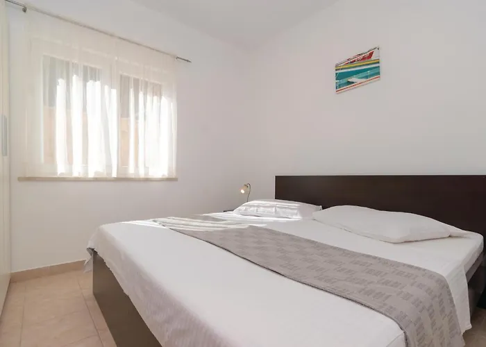 Gorgeous In Karbuni With Wifi